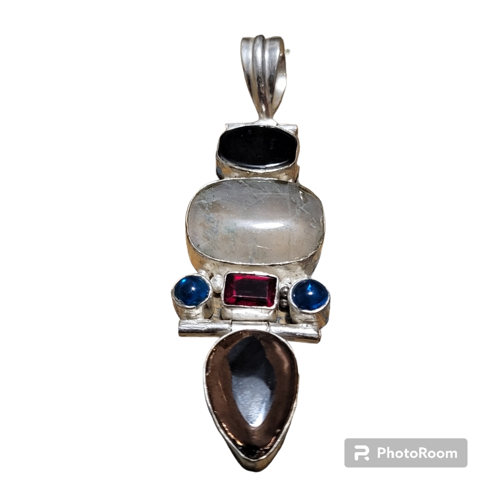 Unique vintage silver plated multi semi precious stones pendant